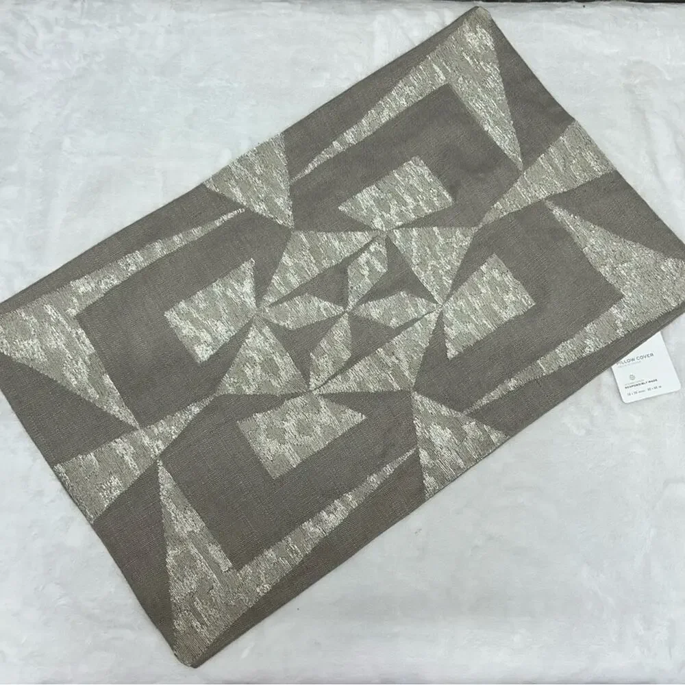Williams Sonoma Beaded Lyncort Zardozi Linen Lumbar Pillow Cover Geo 14 x 22 NWT